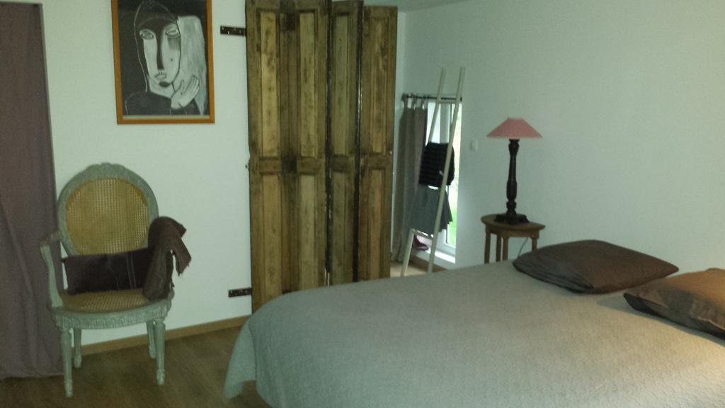 Les Jardins De La Tuilerie Bed and Breakfast Jouarre Kamer foto